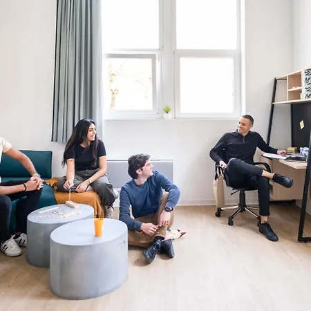 Kley Centre Apartahotel 3*